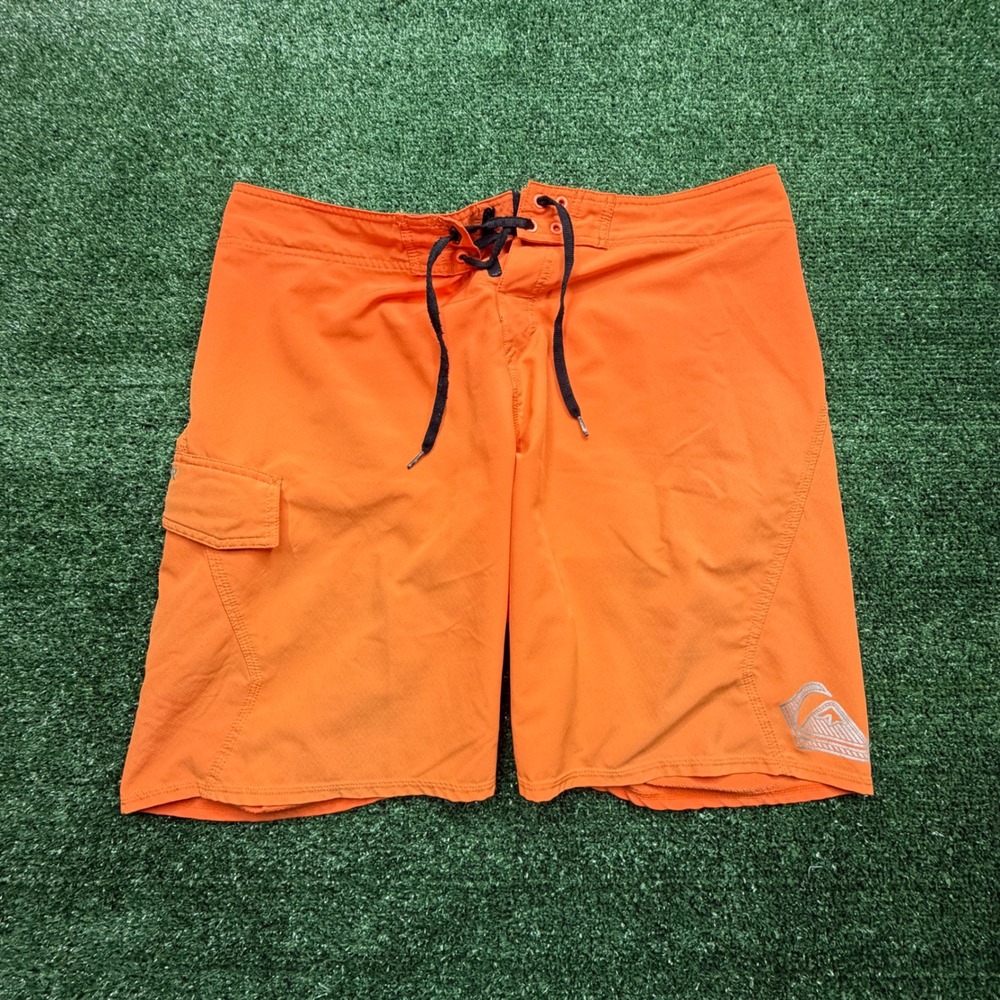 Quiksilver Mens Orange Board Shorts Swim Trunks Size 38 Cargo‎ Pocket Surf Beach